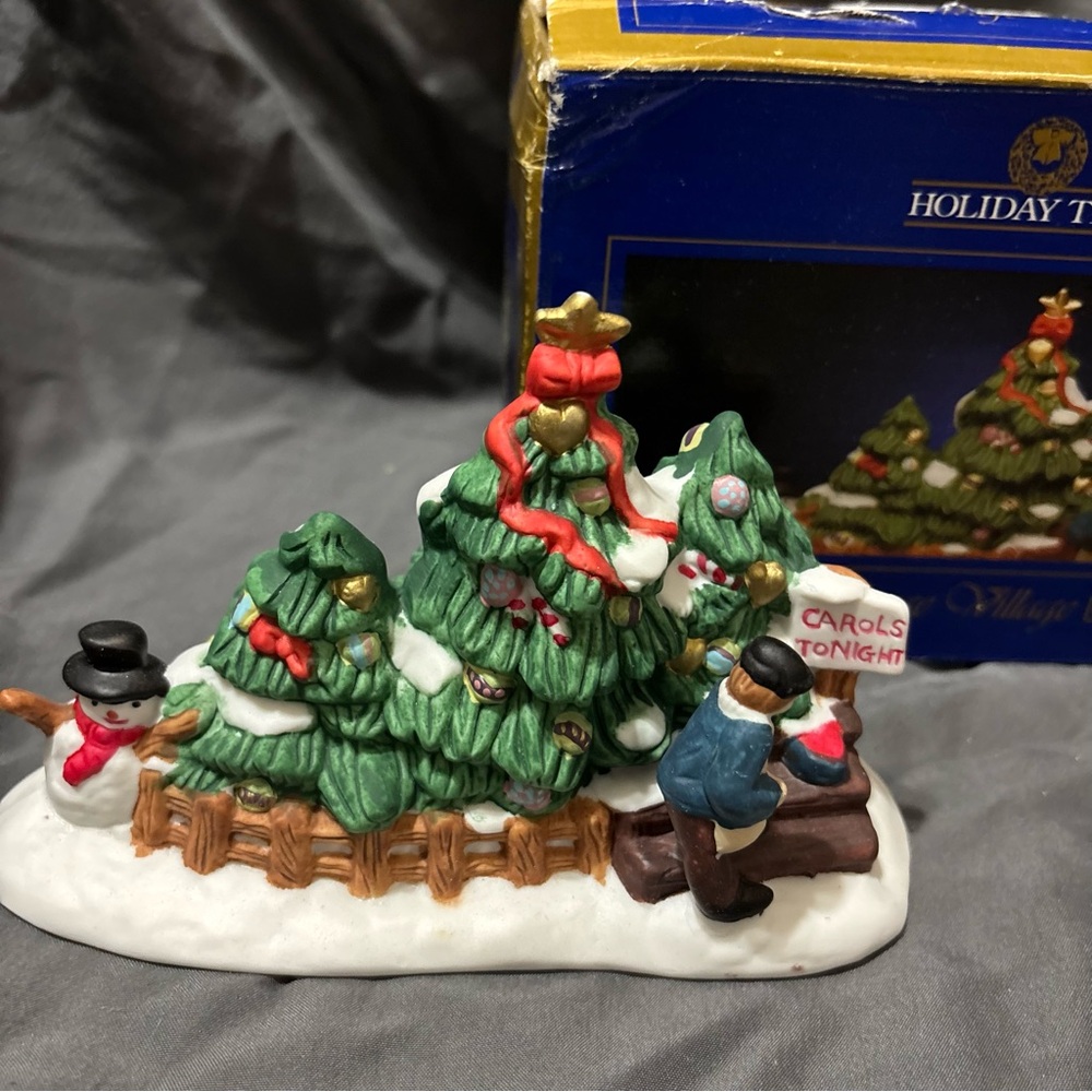 Holiday Time Vintage Village Christmas Tree Decor